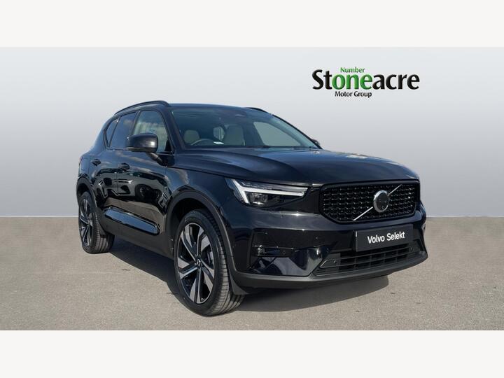 Volvo XC40 2.0 B3 MHEV Ultra Dark DCT Auto Euro 6 (s/s) 5dr