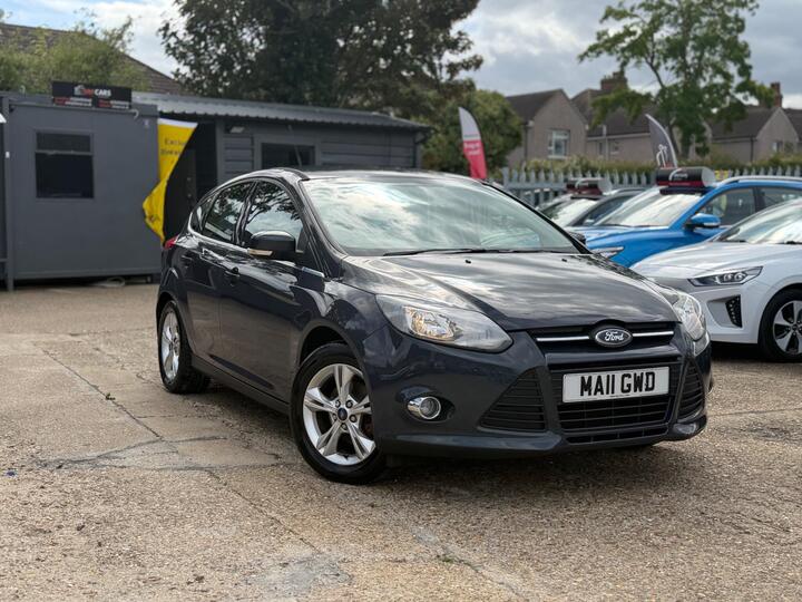 Ford Focus 1.6 Zetec Euro 5 5dr