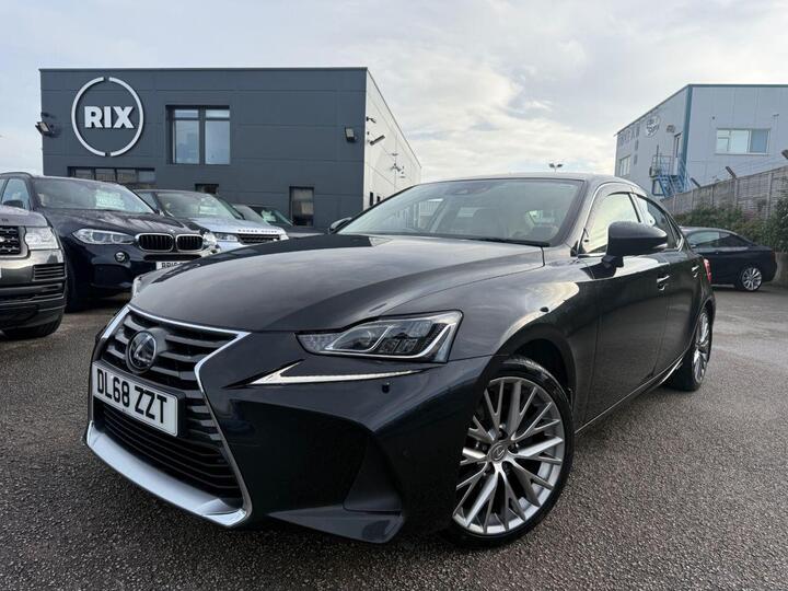 Lexus IS 2.5 300h Premier E-CVT Euro 6 (s/s) 4dr