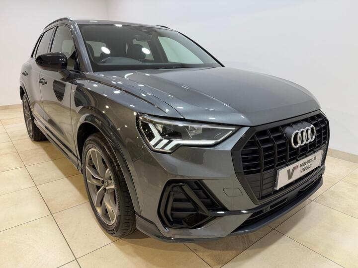 Audi Q3 1.4 TFSIe 45 Black Edition S Tronic Euro 6 (s/s) 5dr 13kWh