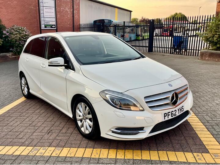 Mercedes-Benz B Class 1.6 B200 BlueEfficiency Sport 7G-DCT Euro 5 (s/s) 5dr