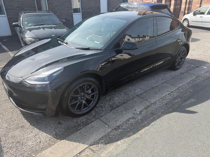 Tesla Model 3 Auto RWD 4dr