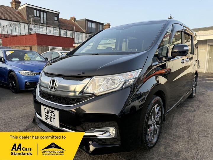 Honda Stepwagon MPV Spada Sensing 8 Seats