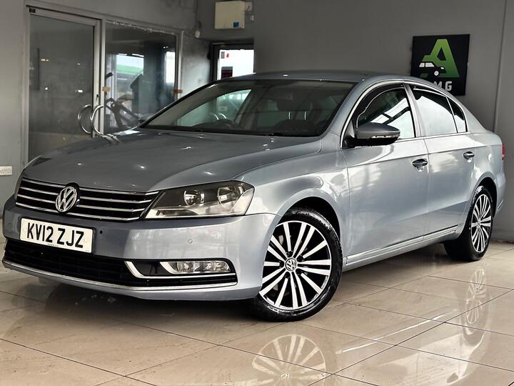 Volkswagen Passat 2.0 TDI BlueMotion Tech Sport DSG Euro 5 (s/s) 4dr