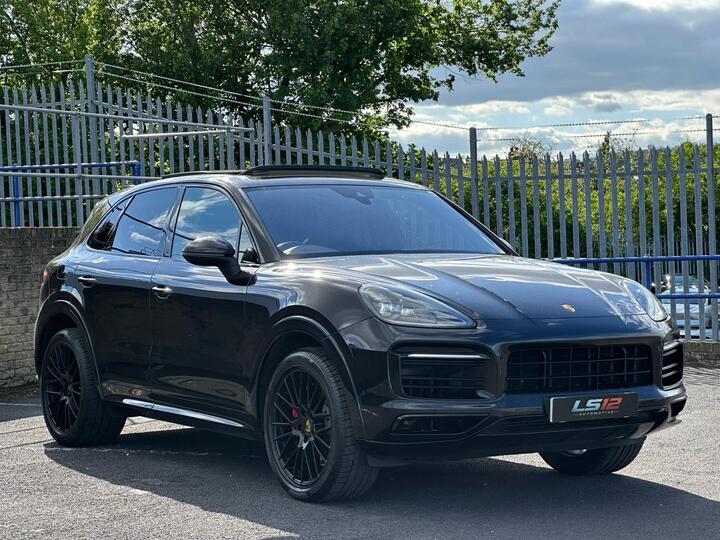 Porsche Cayenne 2.9T V6 S TiptronicS 4WD Euro 6 (s/s) 5dr
