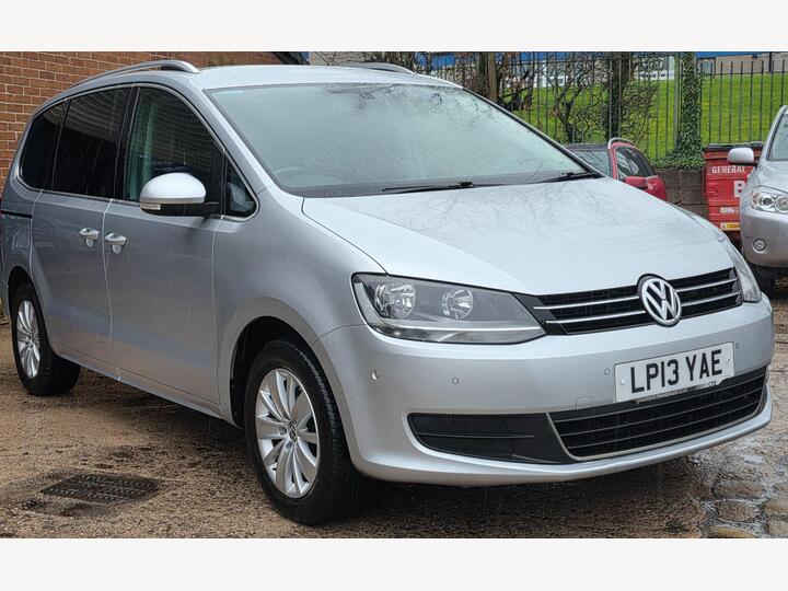 Volkswagen Sharan 2.0 TDI BlueMotion Tech SE DSG Euro 5 (s/s) 5dr