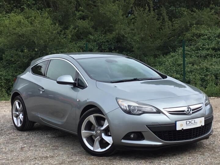 Vauxhall Astra GTC 2.0 CDTi SRi Euro 5 (s/s) 3dr