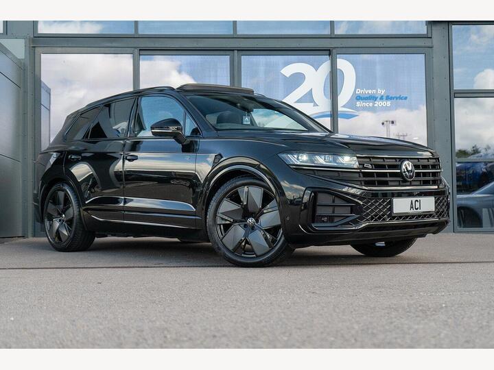 Volkswagen Touareg 3.0 TDI V6 Black Edition Tiptronic 4Motion Euro 6 (s/s) 5dr
