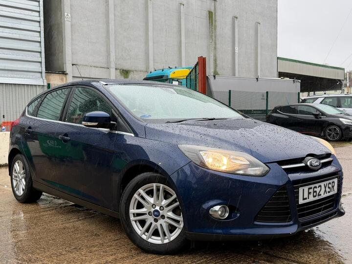 Ford Focus 1.6T EcoBoost Titanium Euro 5 (s/s) 5dr