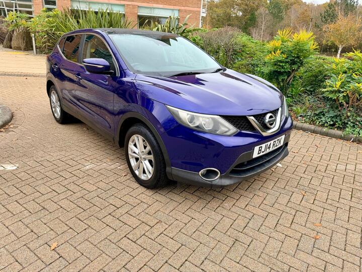 Nissan Qashqai 1.2 DIG-T Acenta Premium 2WD Euro 5 (s/s) 5dr Nissan Qashqai 1.2 DIG-T Acenta Premium 2WD Euro 5 (s/s) 5dr