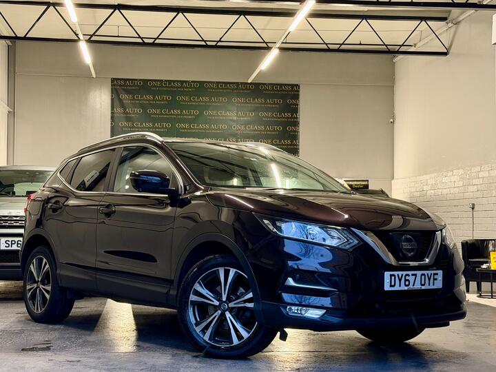 Nissan Qashqai 1.2 DIG-T N-Connecta XTRON Euro 6 (s/s) 5dr