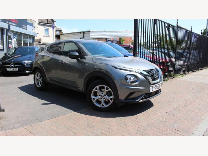 Nissan JUKE 1.0 DIG-T N-Connecta DCT Auto Euro 6 (s/s) 5dr