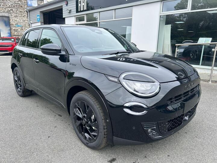 Fiat 600 Ice 1.2 Hybrid Sport E-DCT Euro 6 (s/s) 5dr