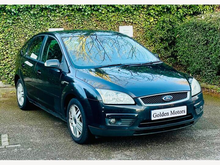Ford Focus 1.6 Ghia 5dr
