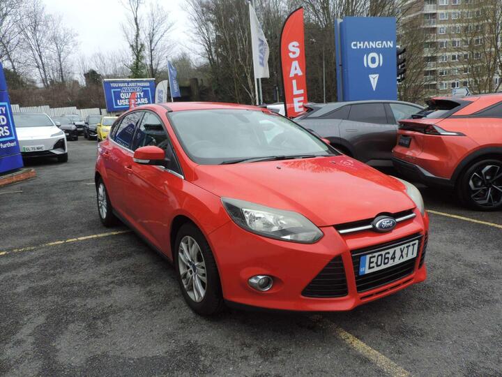 Ford Focus 1.0T EcoBoost Titanium Navigator Euro 5 (s/s) 5dr