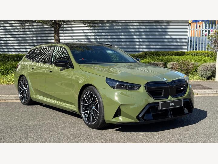 BMW M5 4.4 22.1kWh Touring Steptronic XDrive Euro 6 (s/s) 5dr