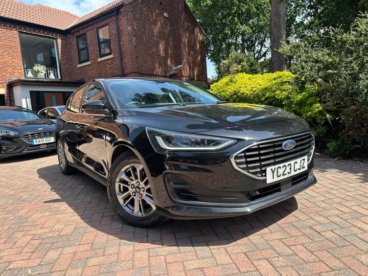 Ford Focus 1.0T EcoBoost MHEV Titanium Euro 6 (s/s) 5dr