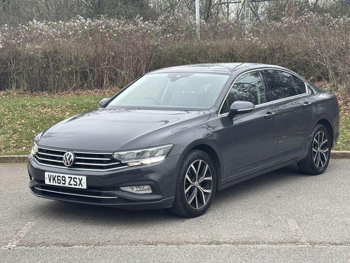 Volkswagen PASSAT 1.5 TSI EVO SEL Euro 6 (s/s) 4dr