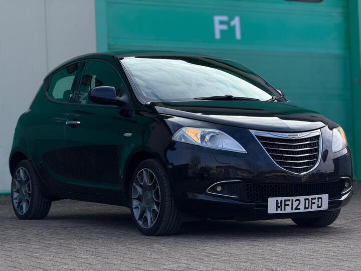 Chrysler Ypsilon 0.9 TwinAir Limited Auto Euro 5 (s/s) 5dr