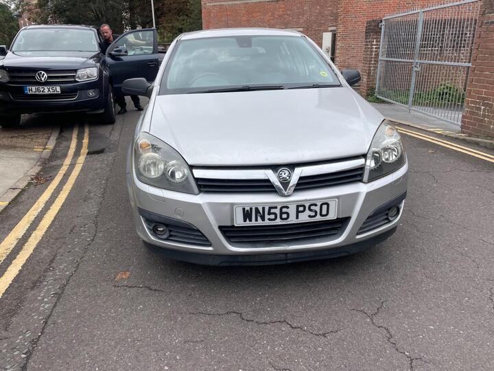 Vauxhall Astra 1.8i 16v Design 5dr