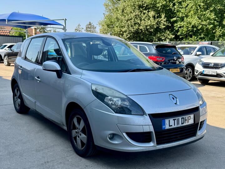 Renault Scenic 1.6 VVT Dynamique TomTom Euro 5 5dr