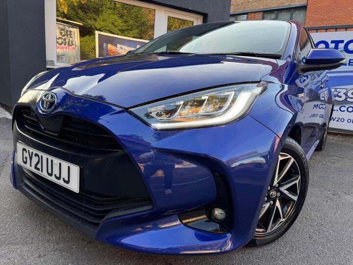 Toyota Yaris 1.5 VVT-h Design E-CVT Euro 6 (s/s) 5dr