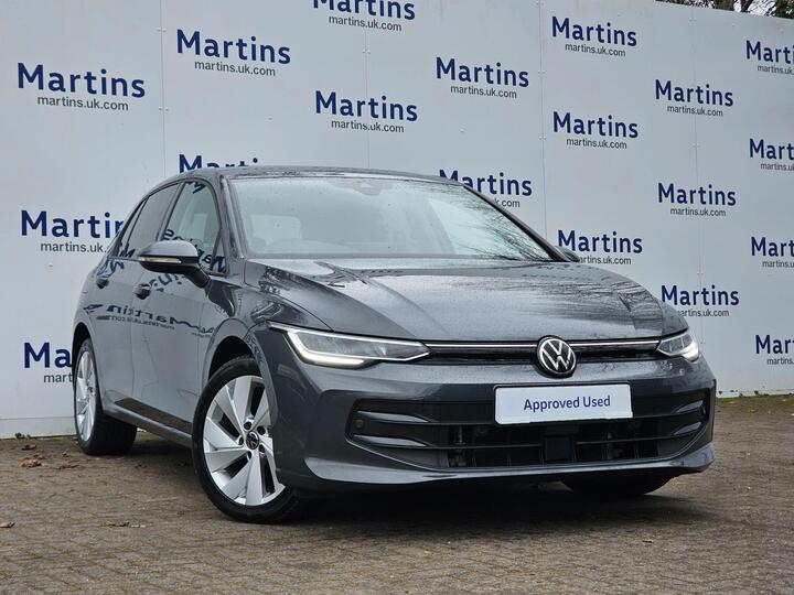Volkswagen Golf 1.5 TSI EHybrid 19.7kWh Match DSG Euro 6 (s/s) 5dr Volkswagen Golf 1.5 TSI EHybrid 19.7kWh Match DSG Euro 6 (s/s) 5dr