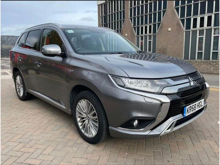 Mitsubishi Outlander 2.4h TwinMotor 13.8kWh Juro CVT 4WD Euro 6 (s/s) 5dr