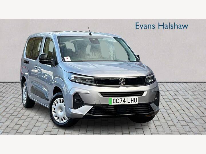 Vauxhall COMBO LIFE ELECTRIC ESTATE 52kWh Design XL MPV Auto 5dr (7.4kW Charger)