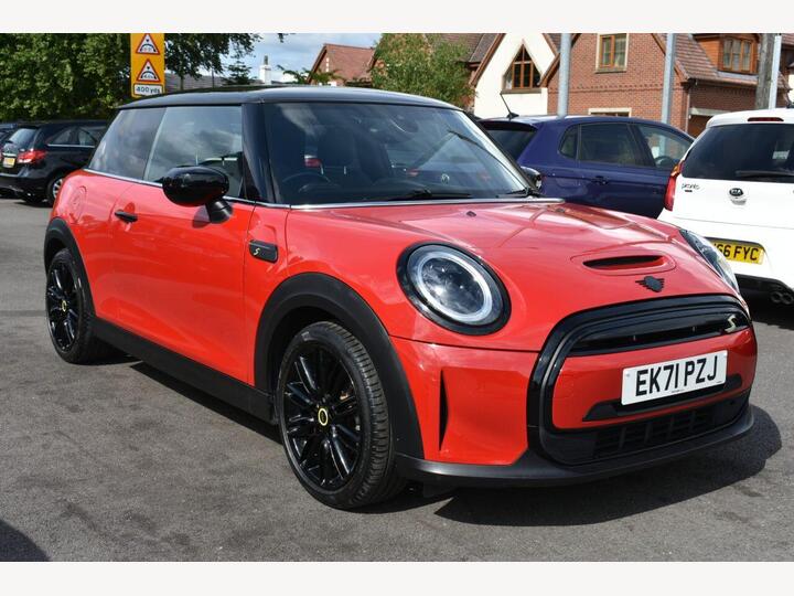 MINI Electric Hatch Cooper SE 32.6kWh Level 2 Auto 3dr MINI Electric Hatch Cooper SE 32.6kWh Level 2 Auto 3dr