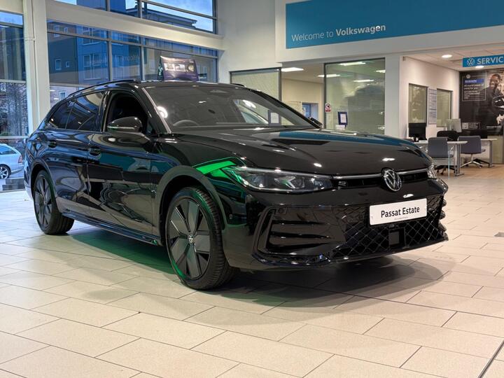 Volkswagen Passat 1.5 ETSI MHEV R-Line DSG Euro 6 (s/s) 5dr