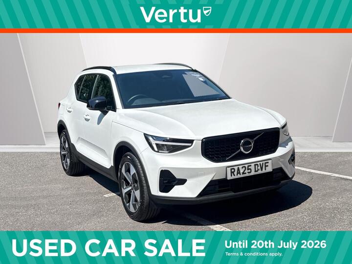 Volvo XC40 2.0 B4 MHEV Plus Dark DCT Auto Euro 6 (s/s) 5dr
