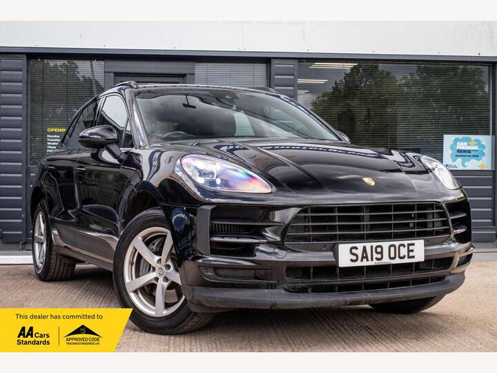 Porsche MACAN 3.0T V6 S PDK 4WD Euro 6 (s/s) 5dr Porsche MACAN 3.0T V6 S PDK 4WD Euro 6 (s/s) 5dr