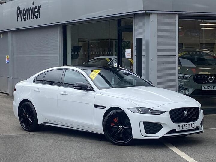 Jaguar XE DIESEL SALOON 2.0 D200 MHEV R-Dynamic SE Black Auto Euro 6 (s/s) 4dr