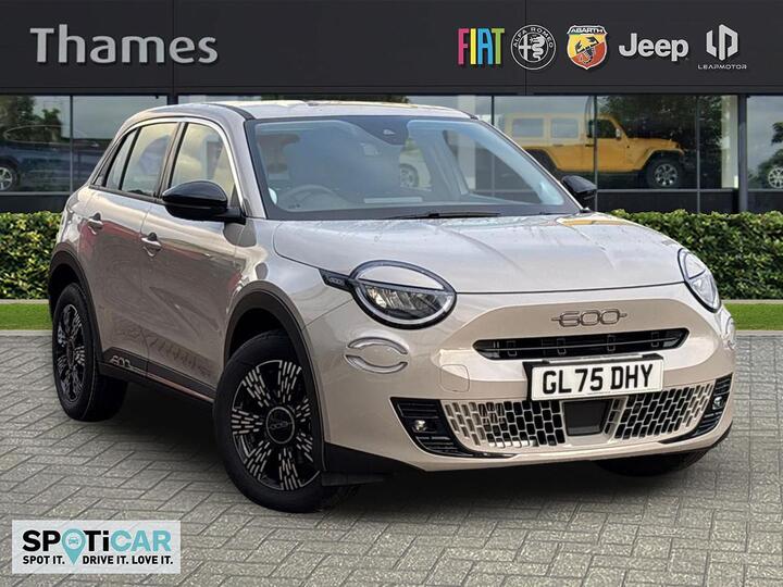 Fiat 600 1.2 MHEV E-DCT Euro 6 (s/s) 5dr