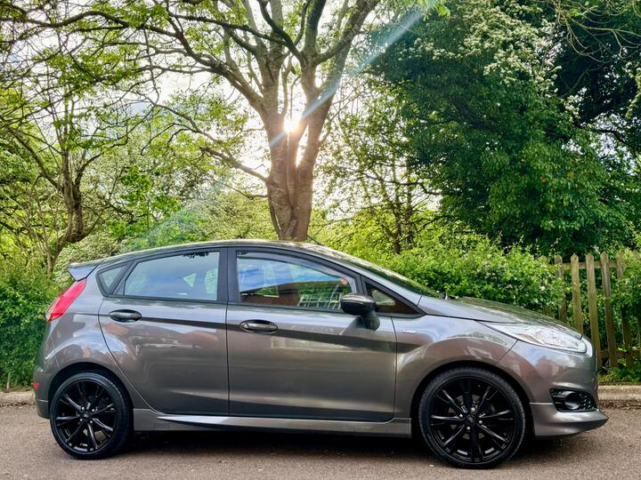 Ford Fiesta 1.0T EcoBoost ST-Line Euro 6 (s/s) 5dr