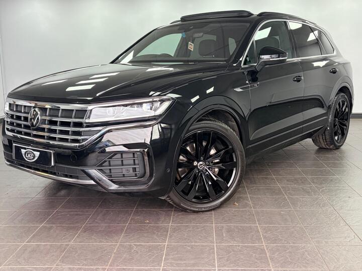 Volkswagen Touareg 3.0 TDI V6 R-Line Tech Plus Tiptronic 4Motion Euro 6 (s/s) 5dr