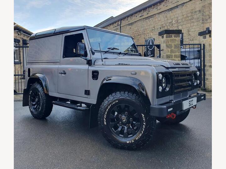 Land Rover Defender 90 2.4 TDCi Hard Top SUV 4WD SWB Euro 4 3dr