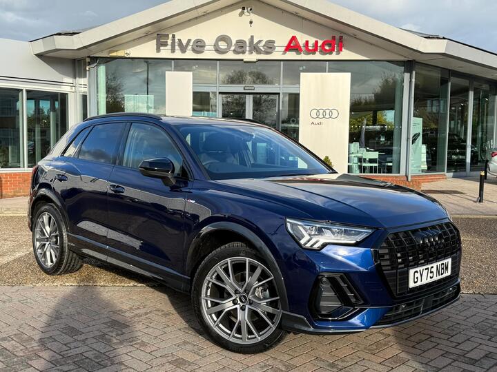 Audi Q3 1.5 TFSI CoD 35 Black Edition S Tronic Euro 6 (s/s) 5dr