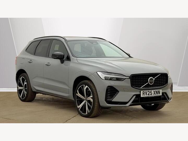 Volvo XC60 2.0h T8 18.8kWh Ultra Dark Auto AWD Euro 6 (s/s) 5dr