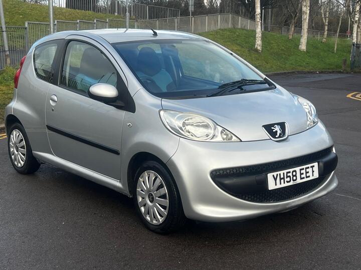 Peugeot 107 1.0 12V Urban Move Euro 4 3dr