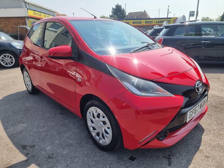 Toyota AYGO 1.0 VVT-i X-play Euro 6 5dr
