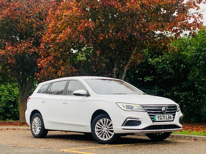 MG MG5 61.1kWh Excite Long Range Auto 5dr