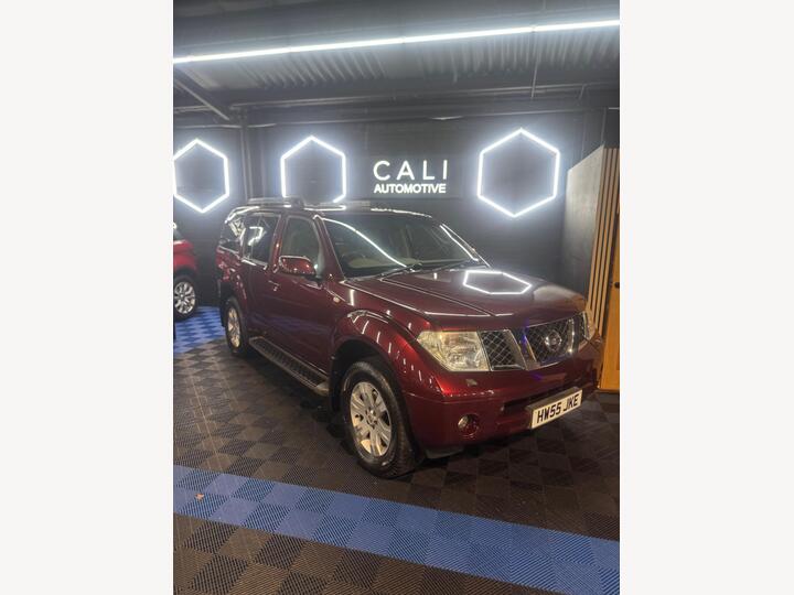 Nissan Pathfinder 2.5 DCi T-Spec 5dr