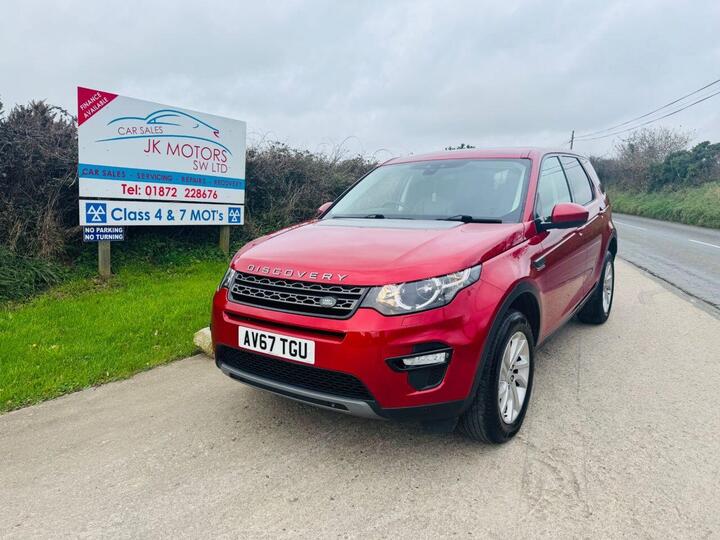 Land Rover DISCOVERY SPORT 2.0 TD4 SE Tech 4WD Euro 6 (s/s) 5dr Land Rover DISCOVERY SPORT 2.0 TD4 SE Tech 4WD Euro 6 (s/s) 5dr