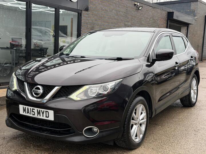 Nissan Qashqai 1.5 DCi Acenta 2WD Euro 5 (s/s) 5dr Nissan Qashqai 1.5 DCi Acenta 2WD Euro 5 (s/s) 5dr