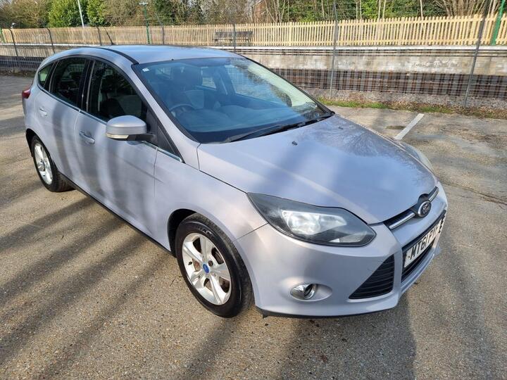 Ford Focus 1.6 Zetec Euro 5 5dr