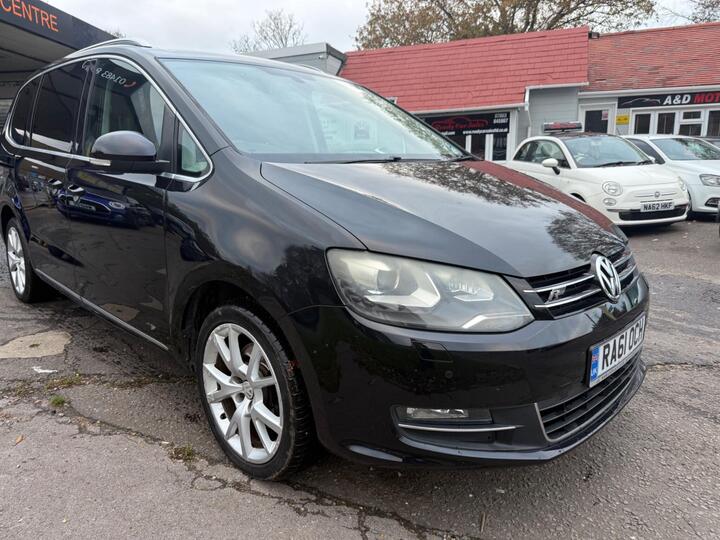 Volkswagen Sharan 1.4 TSI BlueMotion Tech SE MPV 5dr Petrol DSG Euro 5 (s/s) (150 Ps) Volkswagen Sharan 1.4 TSI BlueMotion Tech SE MPV 5dr Petrol DSG Euro 5 (s/s) (150 Ps)