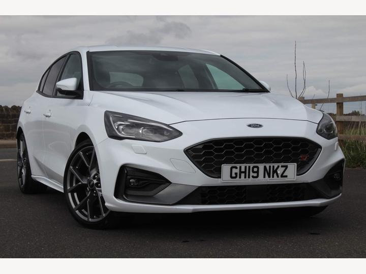 Ford Focus 2.3T EcoBoost ST Euro 6 (s/s) 5dr
