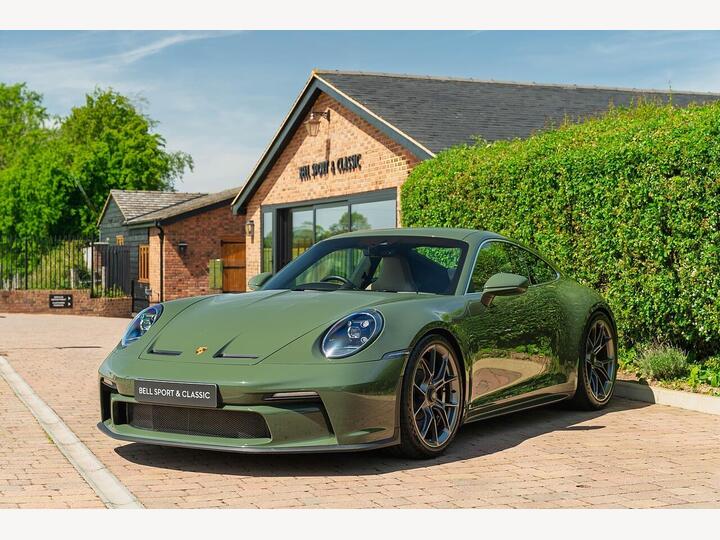 Porsche 911 4.0 992 GT3 Touring Euro 6 2dr